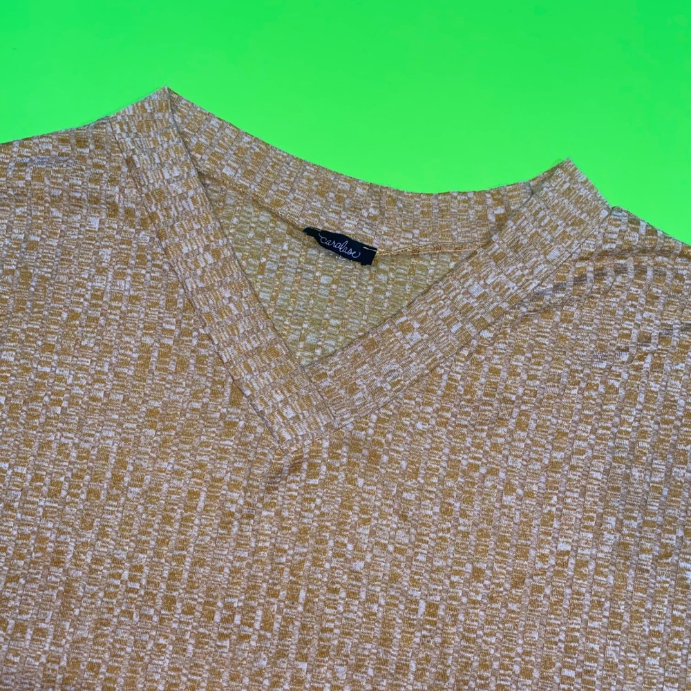 Caralase Womens Mustard Yellow Textured Knit‎ V-Neck Long Sleeve Relaxed Top